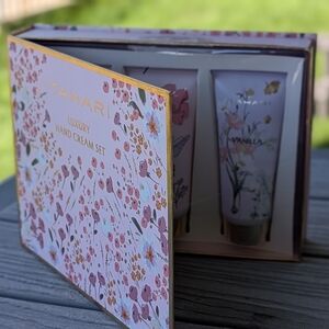 Tahari Luxury Hand Cream Set